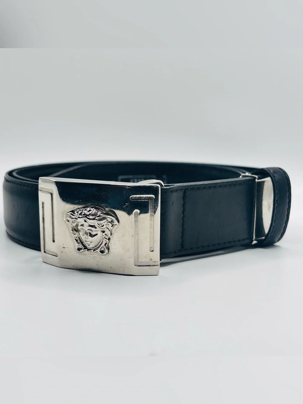 Gianni Versace Medusa Black Leather Belt Size 90/36